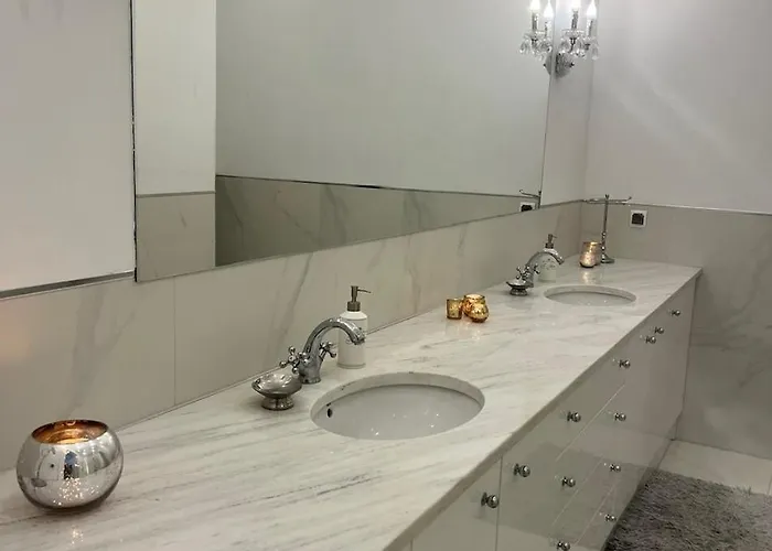 Paryski, Centrum Słupsk